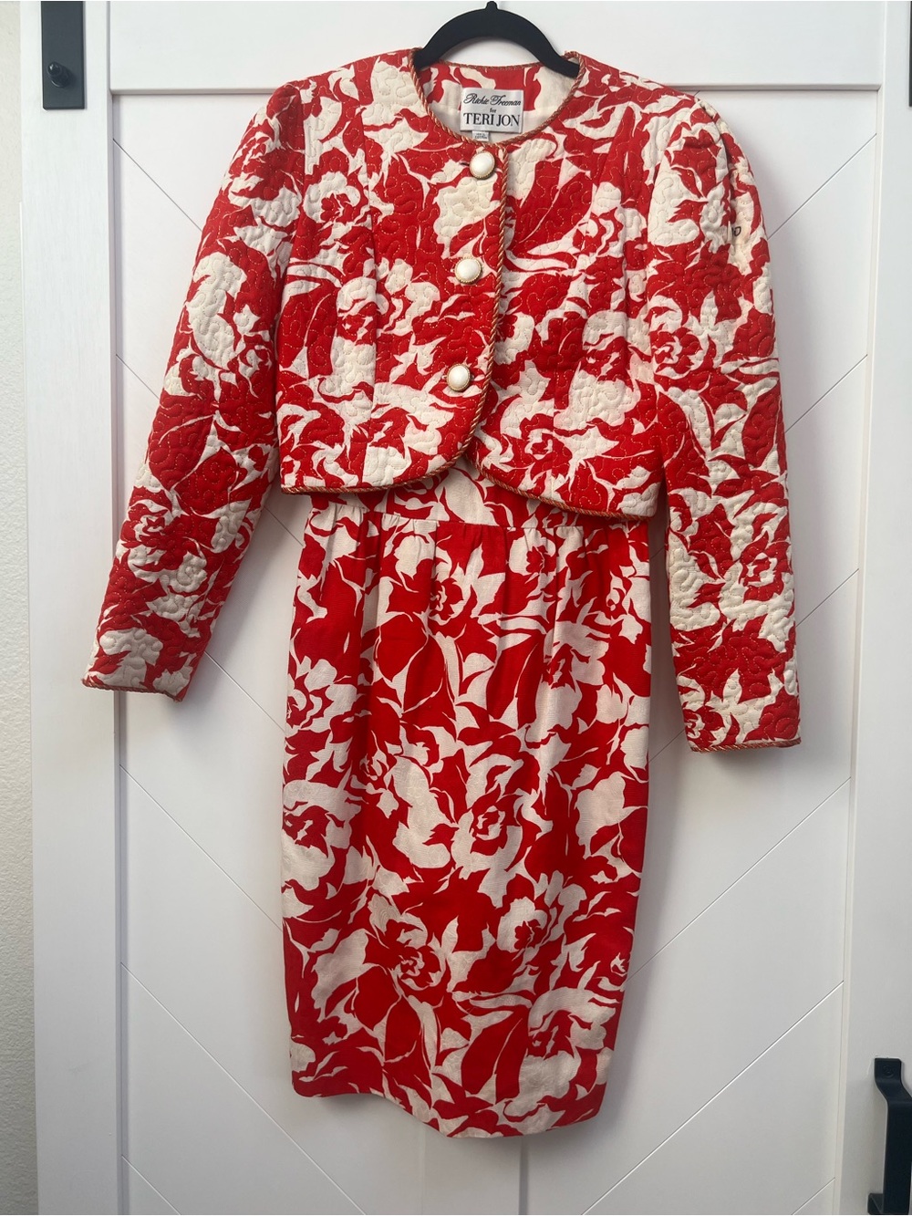 1980’s Vintage Teri Jon Red and Cream Floral Quilted Cropped Jacket/Dress Set
